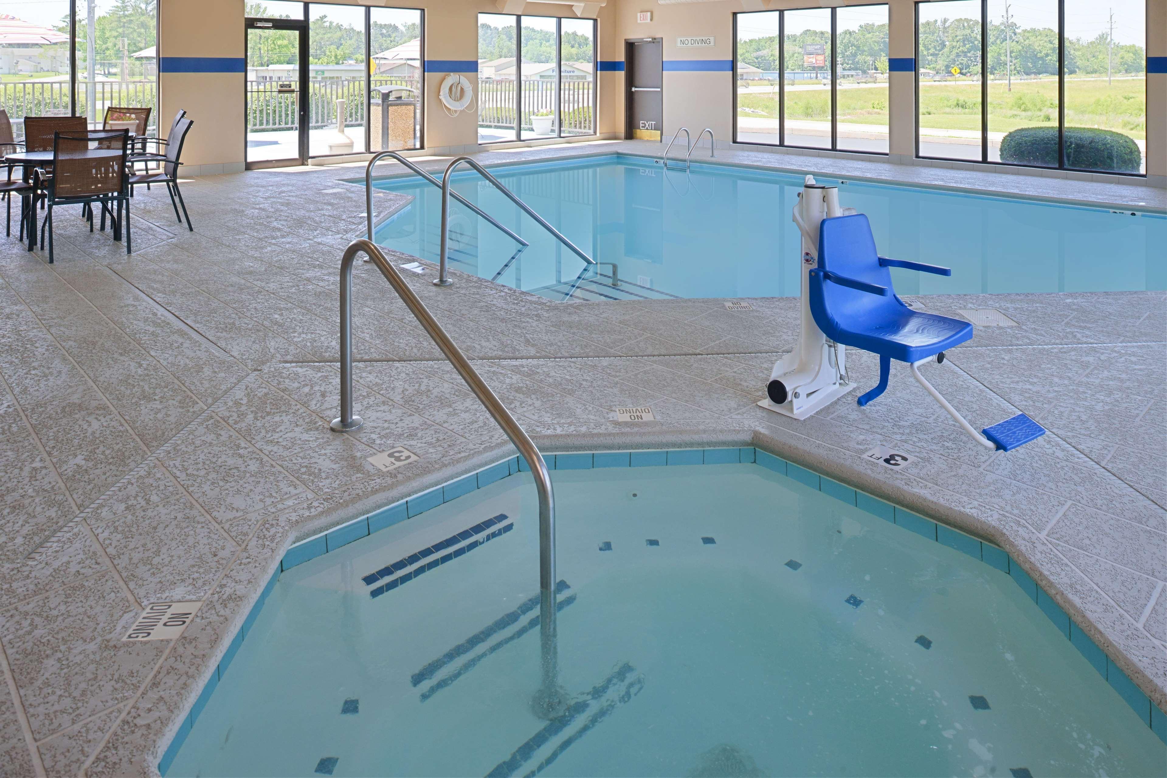 Hampton Inn Carbondale Buitenkant foto